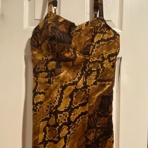 Xoxo Love Letter to England mid dress.